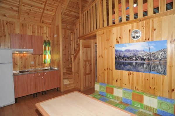 Camping La Torre Hotel Espot Luaran gambar